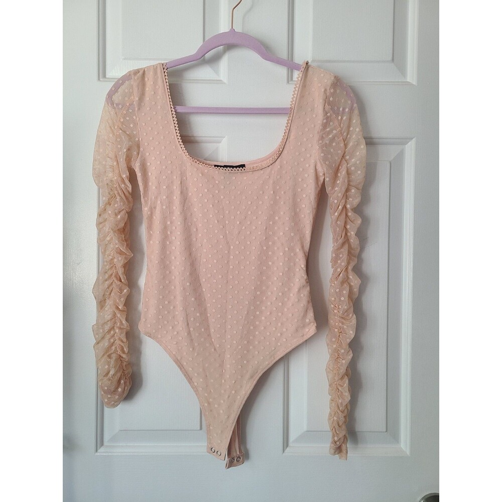 Forever 21 Blush Lace Long Sleeve dot Bodysuit with ruched sleeves– Size Small